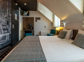 Отель Cornelisz