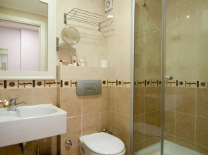 Taksim Metropark Hotel