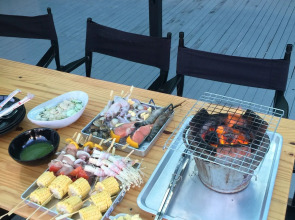 1715 House - White Rhino