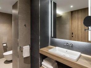 Отель Mercure Sofia City