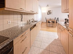 Max Aviation Villa & Apartments