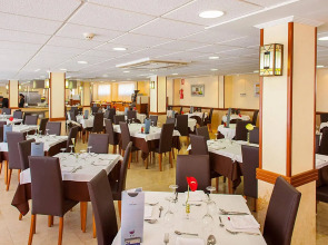 Отель RH Casablanca & Suites