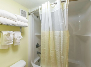 Clarion Inn Columbia Airport