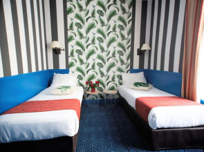 Premiere Classe Paris Ouest - Pont De Suresnes