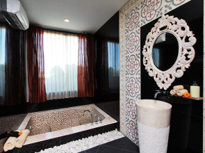 The Royal Purnama - Adults Only