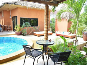 Panisara Pool Villa Huahin