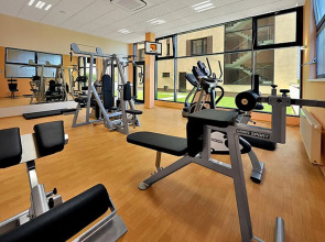 Melrose Apartments 2