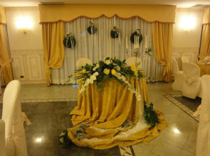 Hotel Holiday Sul Lago