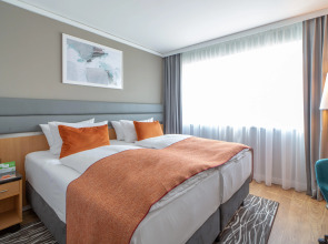 Holiday Inn Berlin Airport - Conference Centre by IHG
