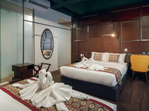 East Riverine Boutique Hotel