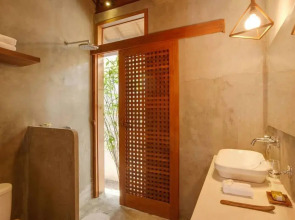 ZIN Berawa Villas & Bungalow