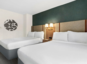 Holiday Inn Manhattan 6th Ave - Chelsea by IHG