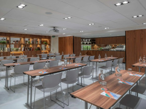 Melia White House Apartments