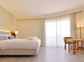 Holiday Inn Algarve Albufeira by IHG