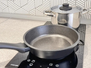 Hugge Place на улице Ясный Берег 7