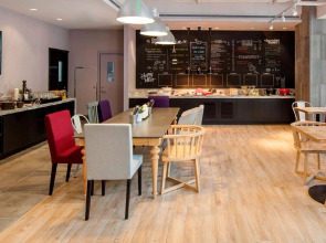 Campanile Shanghai Bund Hotel