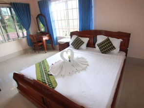 Siem Reap Riverside Hotel