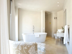 Rouge on Rose Boutique Hotel