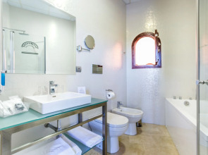 Hotel Patio de la Alameda