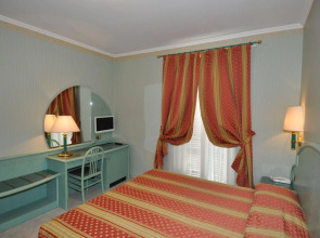 Cavour 30TRE - Hotel Moderno