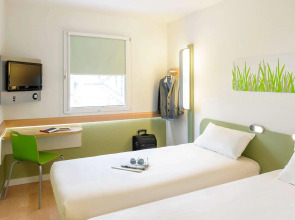 ibis budget Tarbes