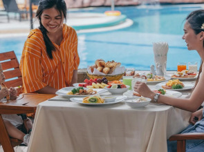 Pinnacle Grand Jomtien Resort and Beach Club