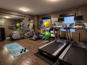 Executive Hotel Pacific