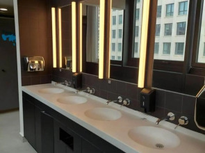 The People Paris Marais