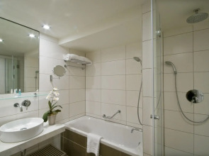 B-aparthotel Grand Place