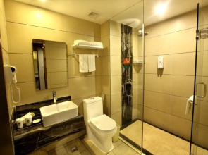 GreenTree Inn SanYa Jiyang Dist YaLongWan YingBin Ave Hotel