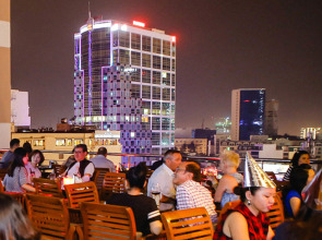 Отель Caravelle Saigon