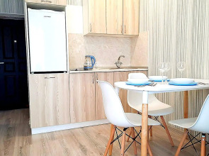 Уютная студия на улице Карпенко 2