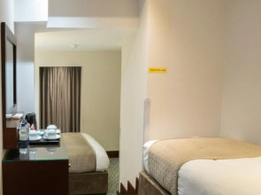 Hyde Park International