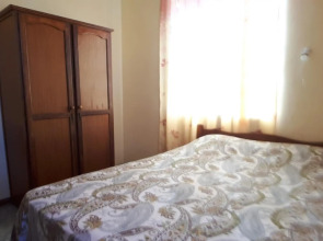 Allamanda Studios and Apartments