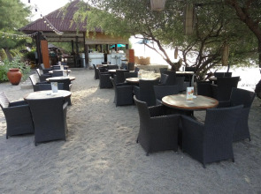 Jambuluwuk Oceano Resort Gili Trawangan