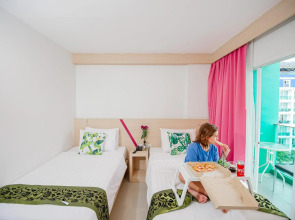 SunSeaSand Hotel (Patong) (SHA Certified)