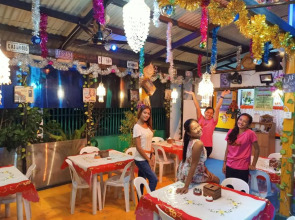 Moalboal Bamboo House / Rooms