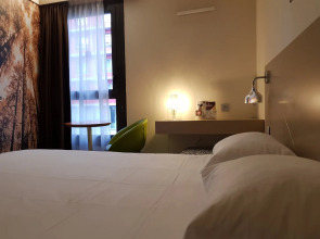 B&B HOTEL Marseille La Timone