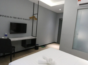 Отель 99 Sepang Klia