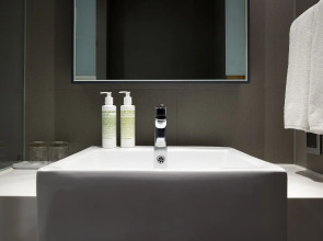 L7 MYEONGDONG by LOTTE