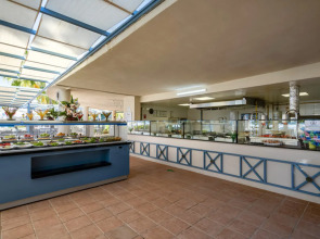 İz Flower Side Beach Hotel