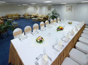 Отель Al Bustan Center & Residence