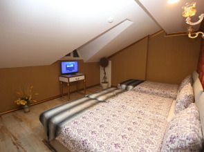 Laleli Blue Marmaray Hotel