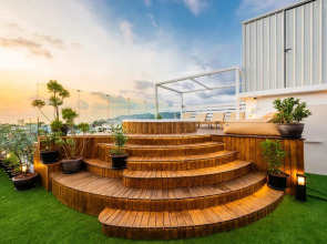 La Vista Patong Hotel