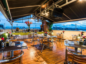 Hotel Platinum Suite