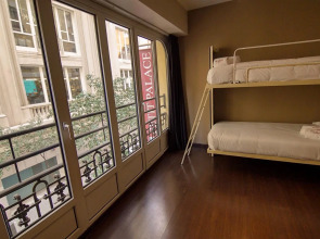 Отель Petit Palace Triball