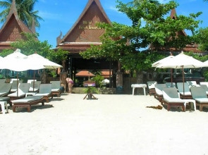 White House Beach Resort And Spa