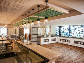 StayEasy Cape Town City Bowl