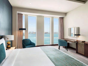 Wyndham Grand Doha West Bay Beach