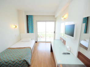 Seaden Sea World Resort & Spa